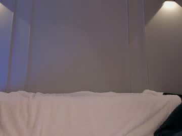 girl
        han_ji cam image #2330445