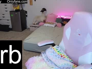girl
        pr3ttyp1nkpussy cam image #6383329