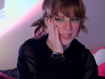 girl
        sisypheanlove cam image #1263783
