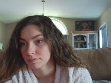 girl
        chroniclove cam image #4952534