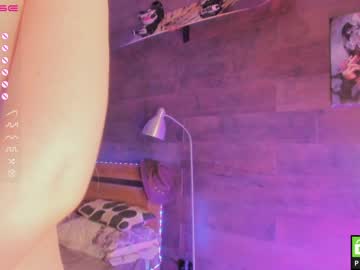 girl
        yolandabertha cam image #1261713