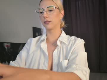 girl
        allayah cam image #4913514