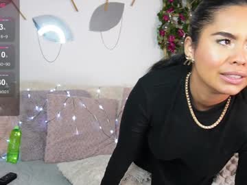 girl
        jenny_roberts96 cam image #5980731