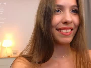 girl
        wanda_robinson cam image #4809815