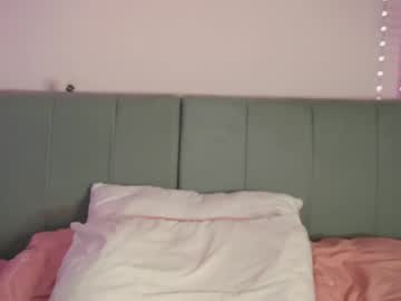 girl
        baby_sammyy cam image #4546118