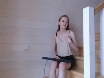 girl
        princess__aurora cam image #856126