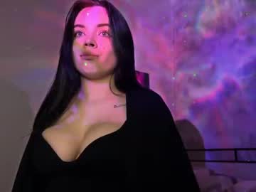 couple
        bet_on_love cam image #4858086