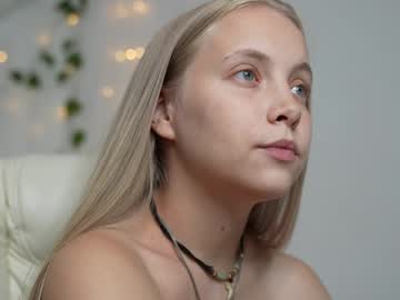 girl
        appr0ved cam image #5042609
