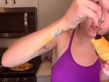 girl
        pr3ttyp1nkpussy cam image #5278291