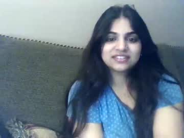 girl
        mina2586 cam image #2548465