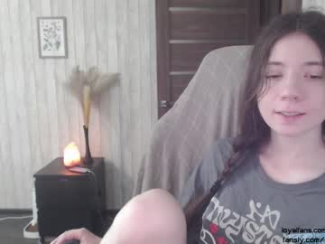 girl
        sexy_b0rsch cam image #2219001