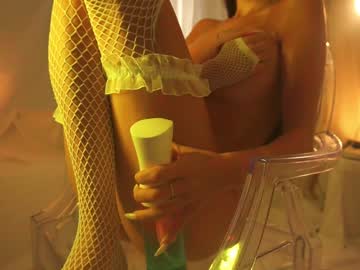 girl
        sunny_maria cam image #5500463