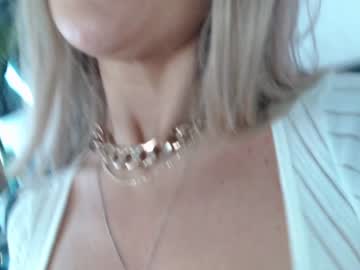 girl
        marrylouanne cam image #1112613