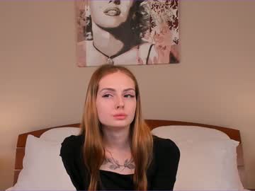 girl
        milaniapayne cam image #3260907