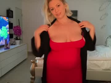 girl
        kiradivine cam image #6516989