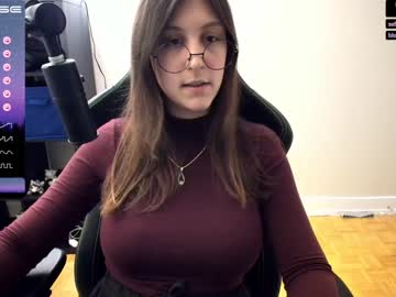 girl
        alexa_dream cam image #701802