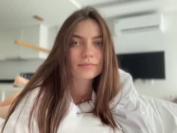 girl Cam Girls Masturbating With Dildos On Chaturbate with kattyyy_catt