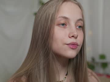 girl
        appr0ved cam image #5884489