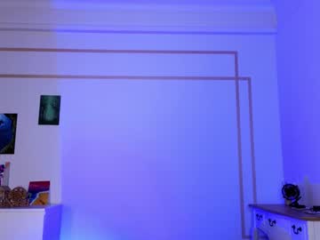 girl
        fannydowlen cam image #4384670