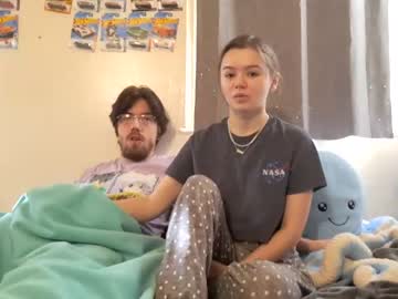 couple
        feetpirincess69 cam image #3005133
