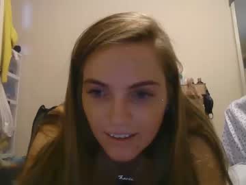 girl
        kkloveee777 cam image #2085146