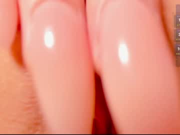 girl
        _witch__ cam image #6293073