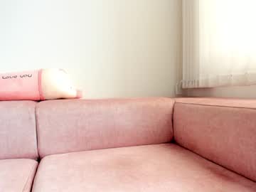 girl
        evelin_gh1 cam image #3772537
