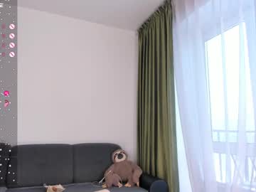 girl
        sweet_yasu cam image #6127587