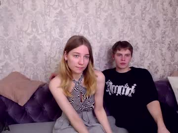couple
        jessy_meow cam image #718504