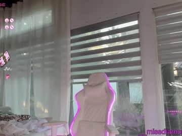 girl
        miss_diamond__ cam image #3412747