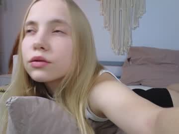 girl
        appr0ved cam image #957371