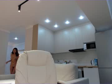 girl
        suma_ren cam image #1196055