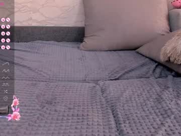 girl
        freyabyrne cam image #5135671