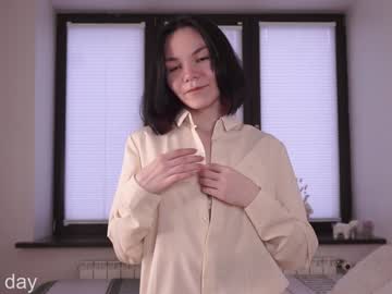 girl
        _vi_vi_ cam image #5984299