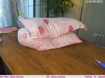 girl
        the_pussy_boulevard cam image #3883997