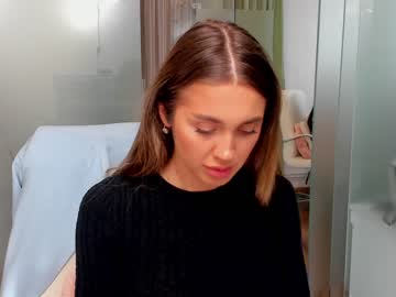 girl
        anyarayne cam image #3908741