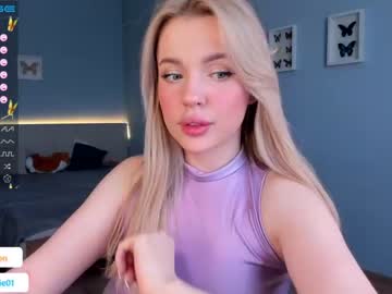 girl
        bon_bon0 cam image #739013