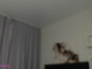 girl
        minnietammy cam image #4413194