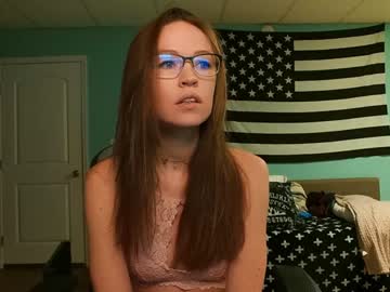 girl
        anabelleleigh cam image #5855662
