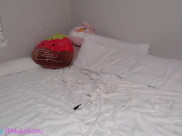 couple
        mikawild4u cam image #3065332