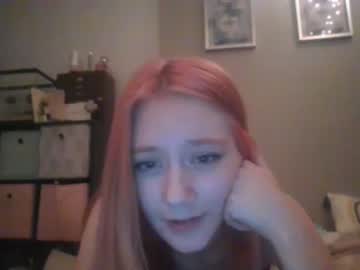 girl
        sluttyxstrawberry cam image #1903976
