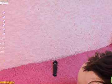 girl
        marymurphy cam image #1786924