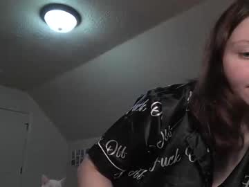 girl
        astridbaker69 cam image #3383126