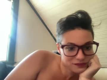 girl
        damejane cam image #139601