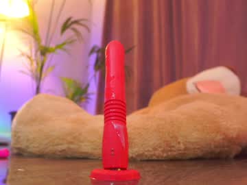 girl
        juicyandthepussyblvd cam image #775135