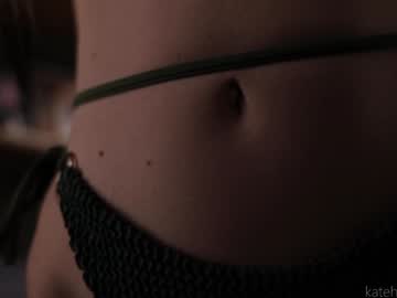 girl
        kateharrise cam image #4527013
