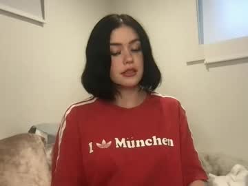 girl
        littlesugarpea cam image #2317854