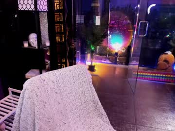 girl
        alma_pearl cam image #6774073