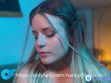 girl
        nancydiamonds cam image #2689234