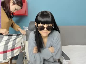 girl
        little_yena cam image #3523437